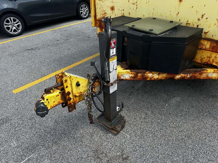 double-axle-versa-dump-trailer-image-13