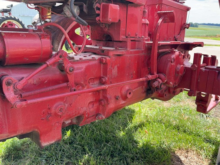 farmall-300-image-59