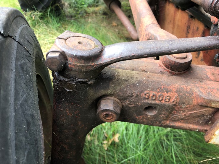 ford-8n-image-38