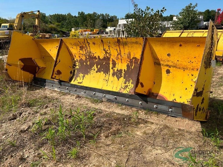 15ft-snow-push-box-image-1