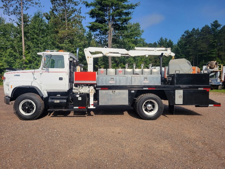 1991-ford-l9000-image-5