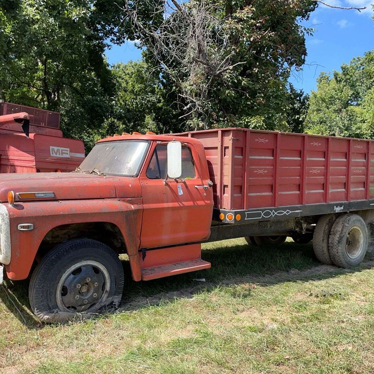 FORD 600