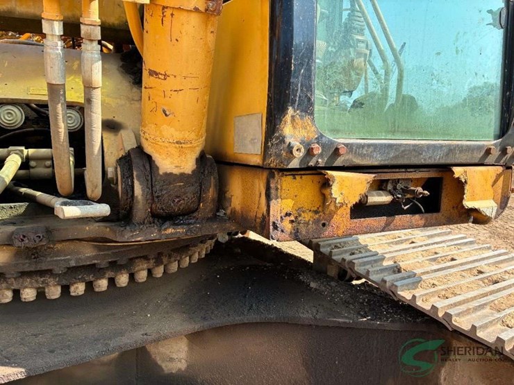 caterpillar-345b-image-23