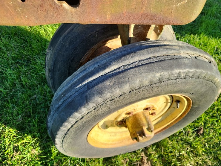 john-deere-60-image-19