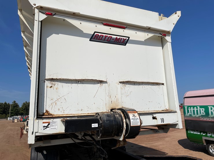 #2000-•-2020-international-roto-mix-mixed-ration-feed-truck-(has-tx-title)-(mosinee,-wi)-image-44