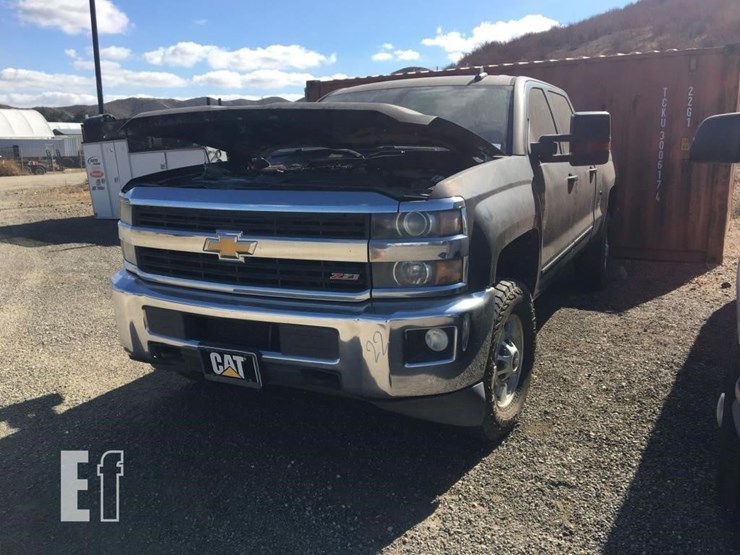 2016-chevrolet-silverado-image-1