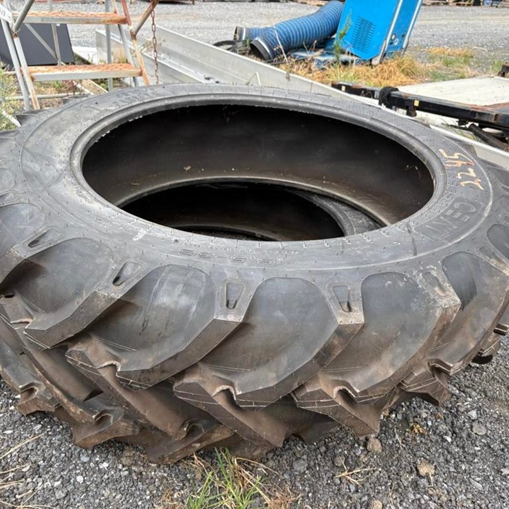 15.5x38 Tires (pair)