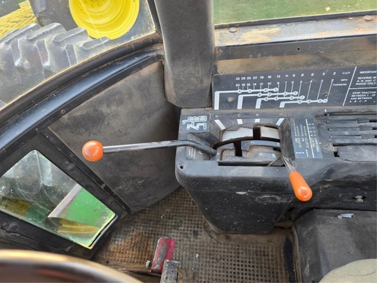 john-deere-8640-image-27
