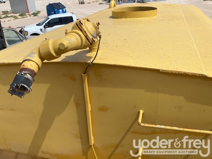 caterpillar-d25c-image-22