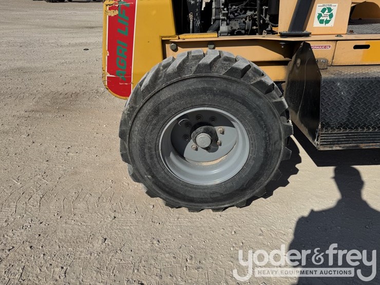 2012-load-lifter-2214-5d-image-9
