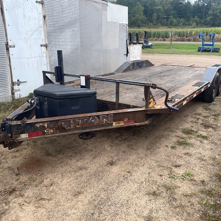 TITAN TRAILER