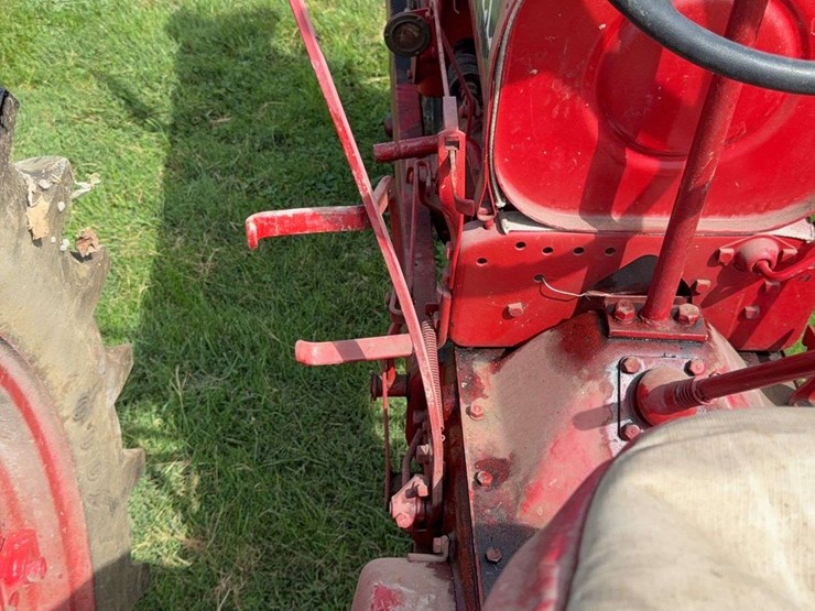 farmall-f-14-image-43