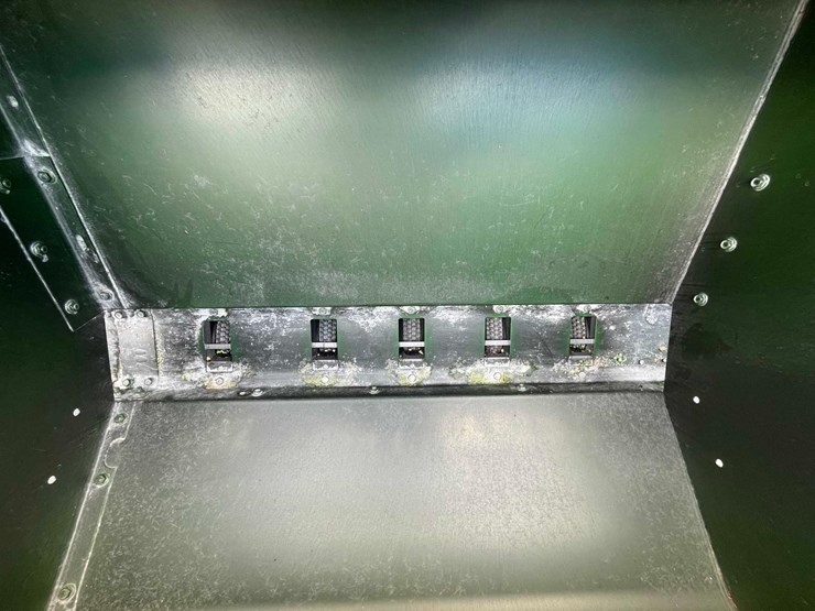 john-deere-750-image-9