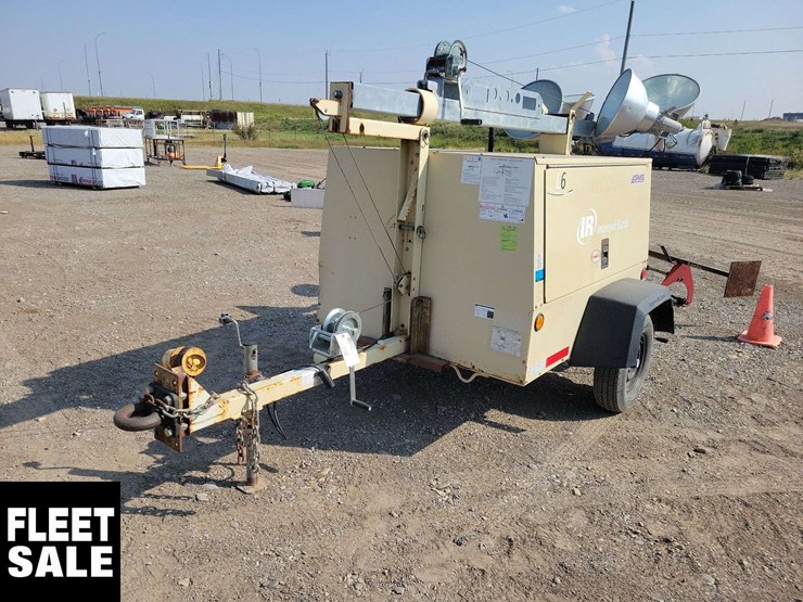 ingersoll-rand-light-tower-image-1