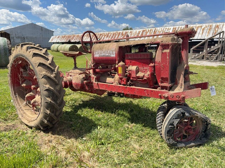 farmall-f-12-image-1
