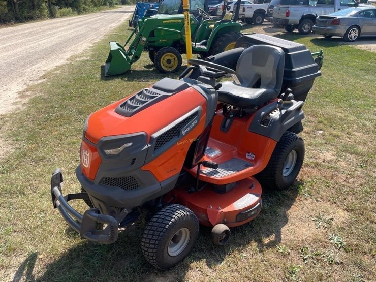 husqvarna-ts-242xd-riding-lawn-mower-image-1