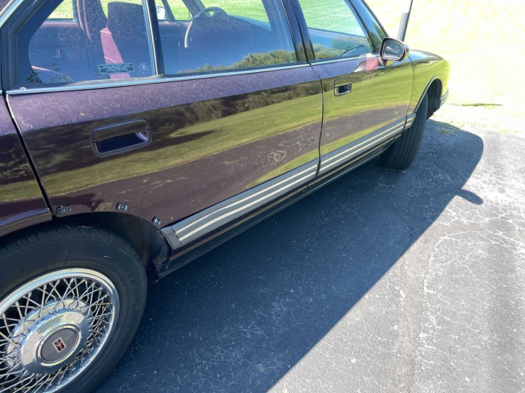 #3290-•-1994-oldsmobile-eighty-eight-(has-wi-title)-(kingston,-wi)-image-13