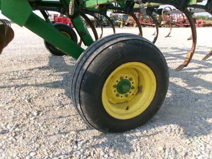 john-deere-714-image-3