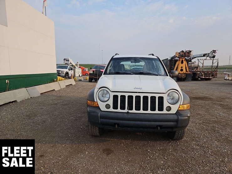 2006-jeep-liberty-sport-image-14