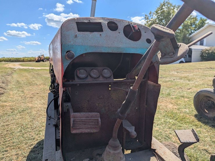 co-op-tractor-image-8