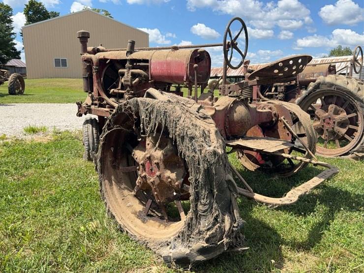 farmall-f-20-image-3