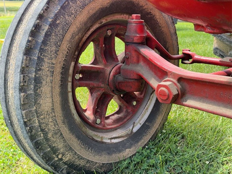 farmall-w-9-image-17