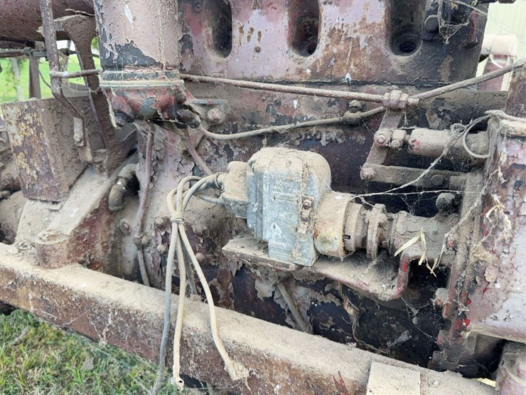 farmall-f-20-image-48