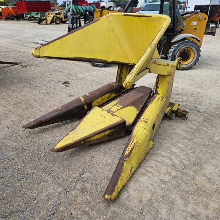 JOHN DEERE 2