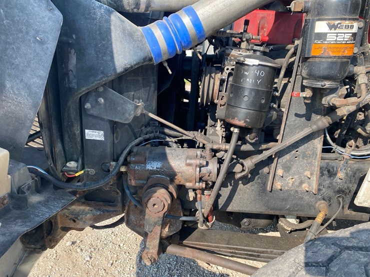 2002-ih-9200i-quad-axle-dump-truck-image-30