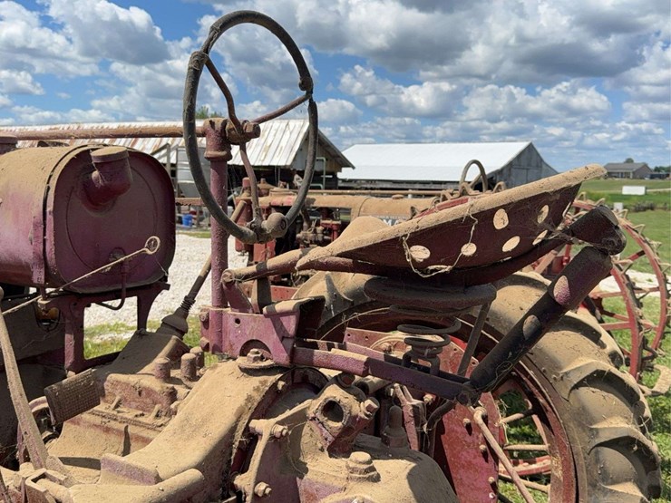 farmall-f-20-image-33