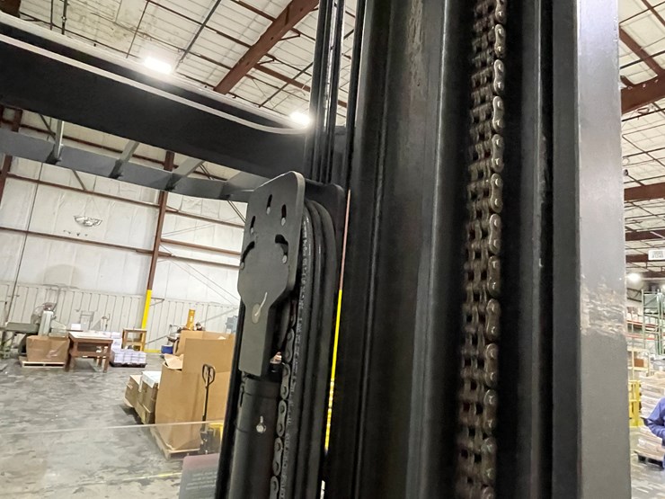 #7153-•-raymond-electric-forklift-image-13
