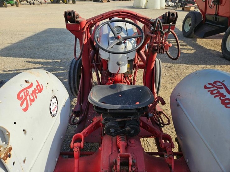 ford-800-image-21