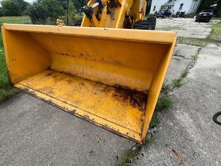 #1108-•-hough-60-b-payloader-(located-in-appleton,-wi)-image-50