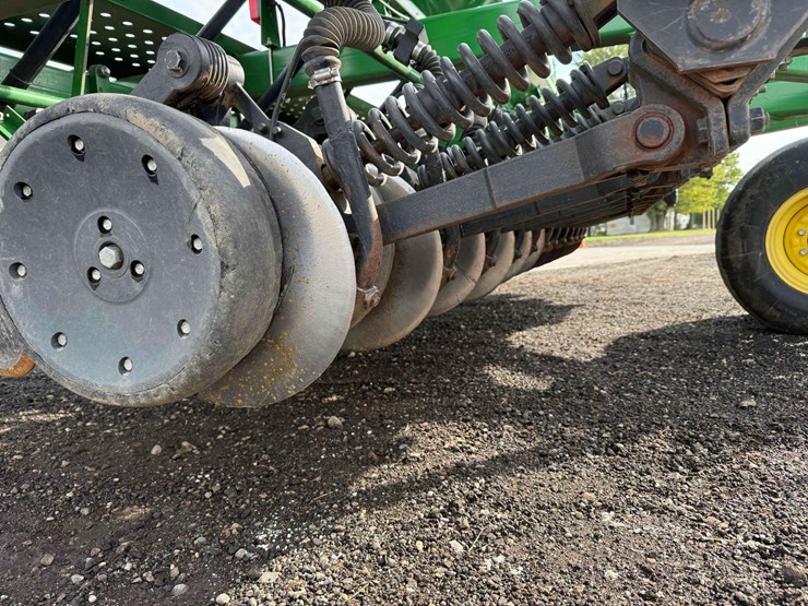 john-deere-1590-image-9