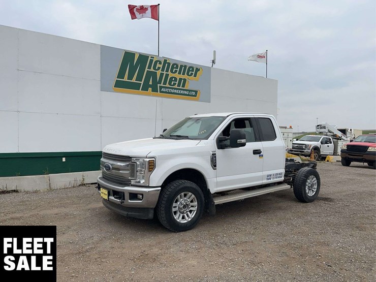 2018-ford-f350-image-1