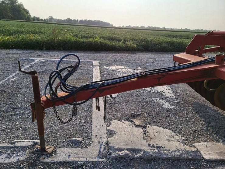 case-ih-4200-image-12