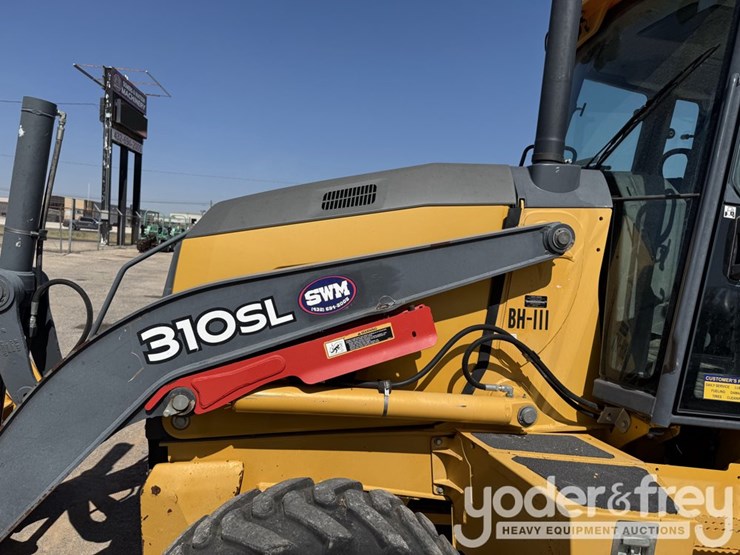 deere-310sl-image-16