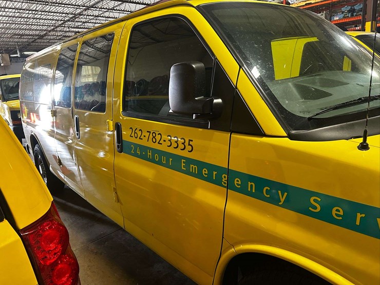 gm/chevy-van-miles---184178-image-13