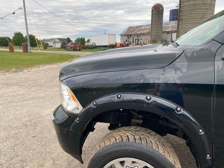 2016-dodge-1500-image-23