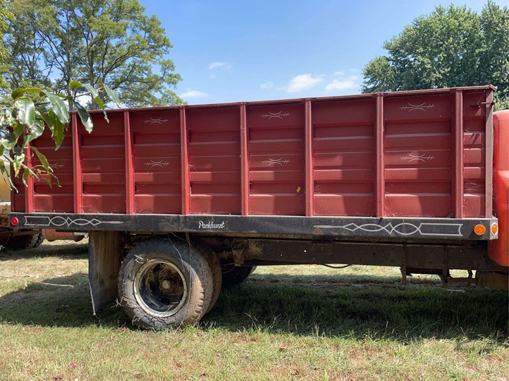 ford-600-image-31