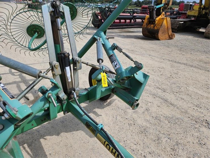 john-deere-702-image-10