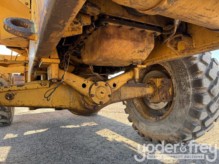 caterpillar-920-image-16