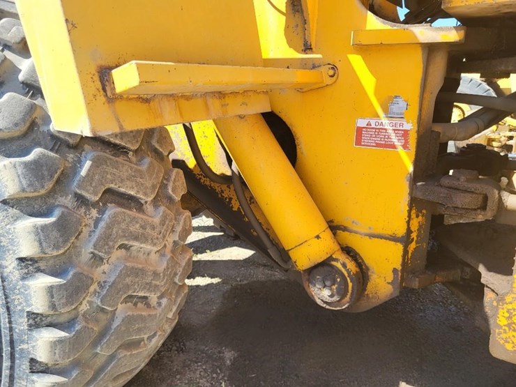 1989-o&k-trojan-5500-articulating-pay-loader-image-13