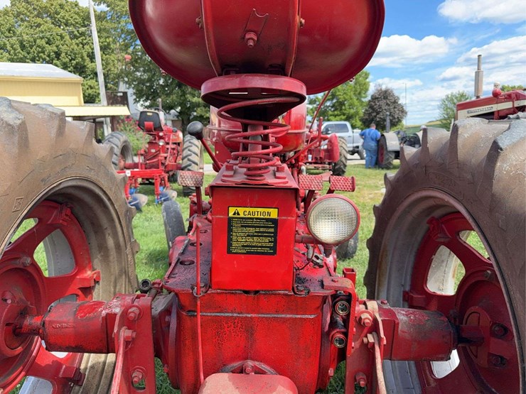 farmall-super-m-image-41