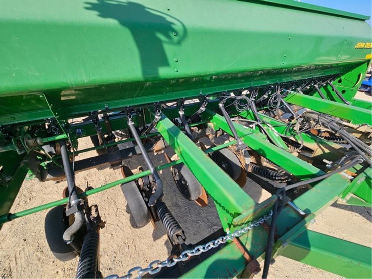 2022-john-deere-1590-image-33