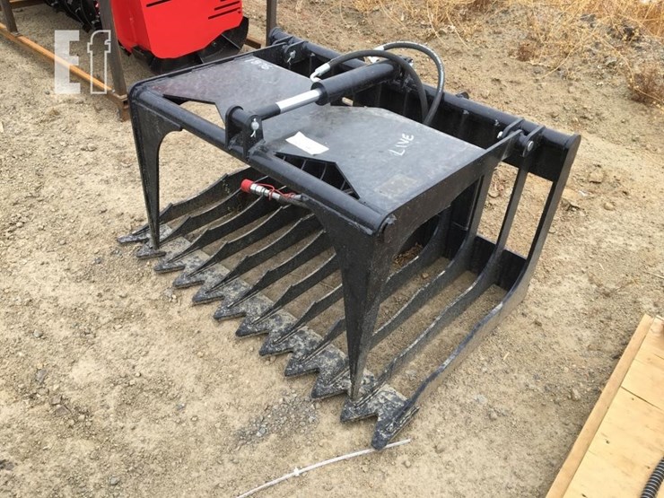 unused-giyi-gyhwg44c-44in-wood-grapple-attachment-image-4