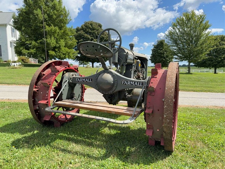 farmall-regular-image-3