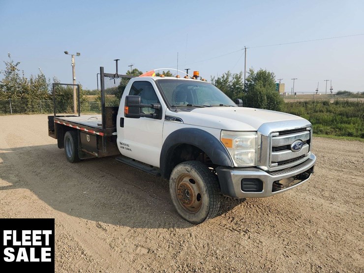 2013-ford-f550-image-2