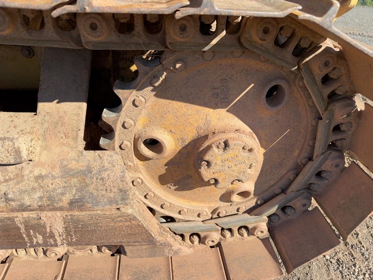 1996-caterpillar-d3c-xl-image-22