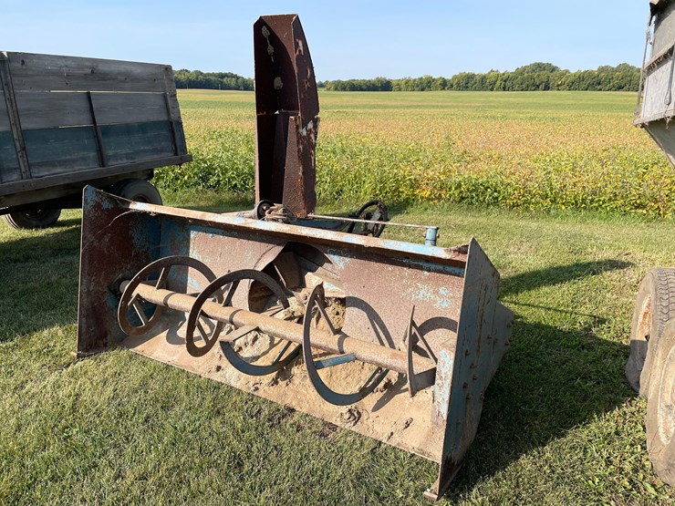 3-pt.-snowblower-image-1